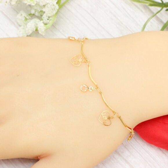 "Trendy Handmade Bracelet – A Thoughtful Gift for Girls & Women | UNVRC1005 - Picture 9 of 10